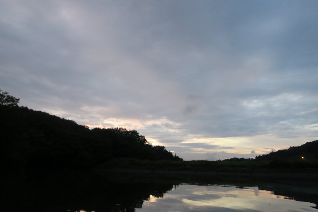 野池の夕暮れ